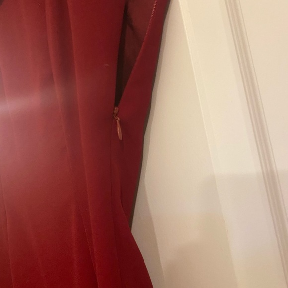 Classic short dress with sheer accent at neckline. Length from front neck 28” - Picture 3 of 5